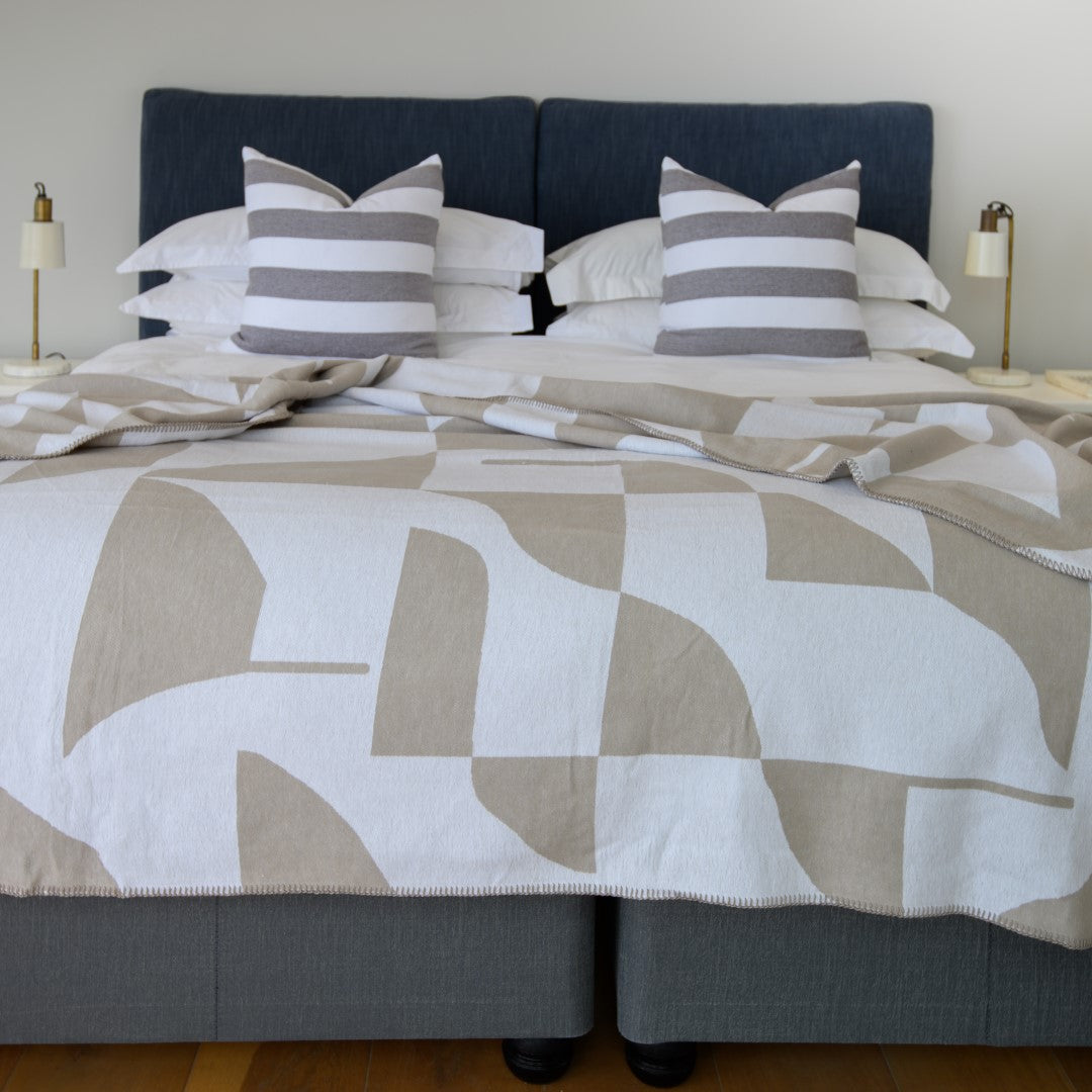 Amanda Cotton Shapes Throw Cobblestone (200x230cm Double)