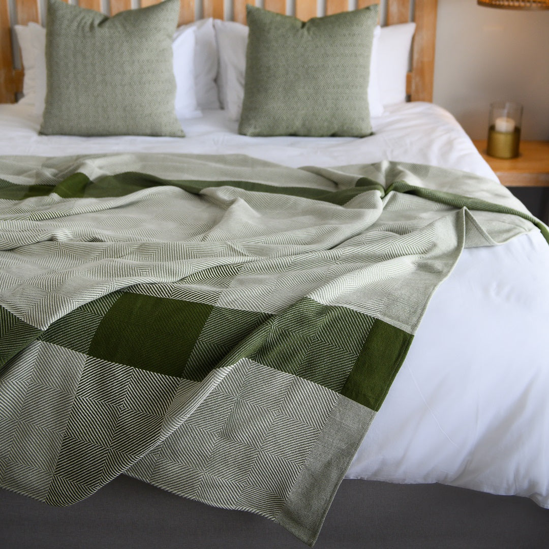 Protea Throw Geometry (Hunter Green / Olive)