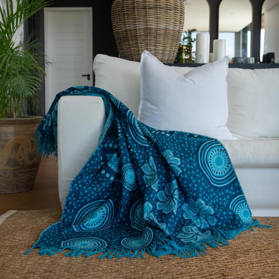 Bella Vita Throw ShweShwe in Blue (My Africa) 140x180cm Single