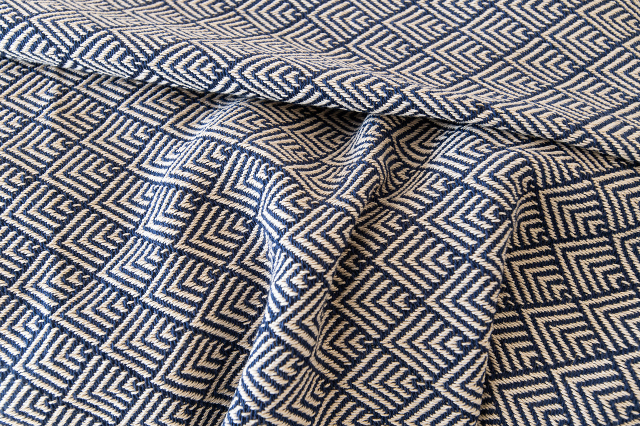 Protea Throw Empire (Navy / Cobblestone)