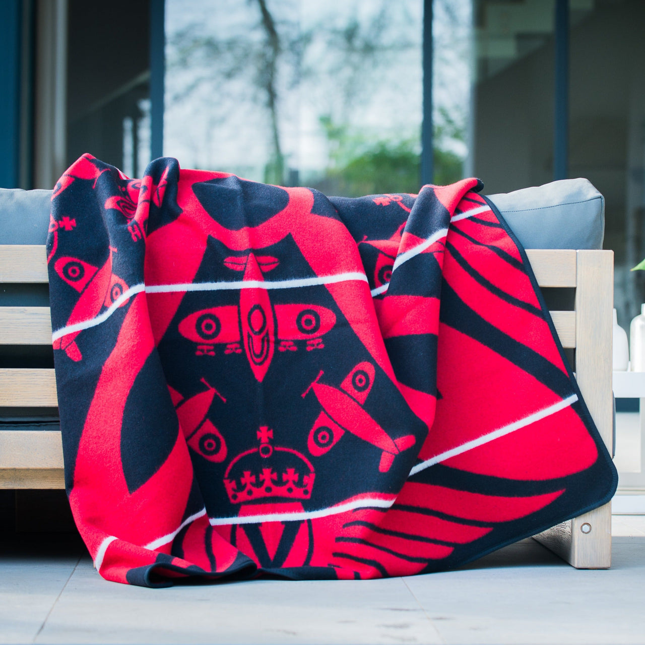 Basotho Victoria England Spitfire Blanket (Red and Black)