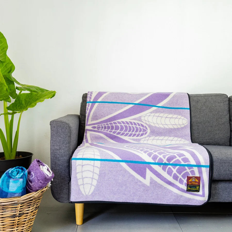 Basotho Seanamarena Poone Blanket (Lilac Purple / White / Blue Stripe)